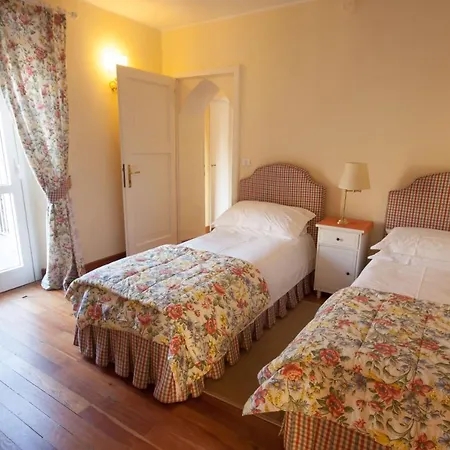 Sleeps 10 Pool Wifi Villa *